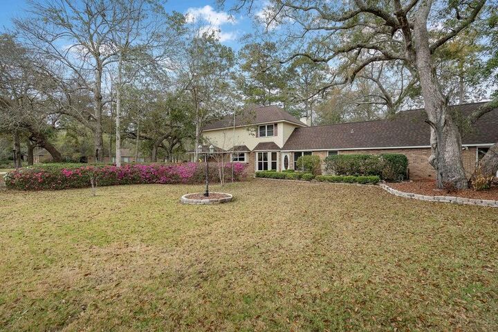 Property Photo: 308 Hawk Drive LA 70461