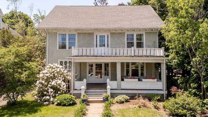 12 Linden Avenue — photo 1