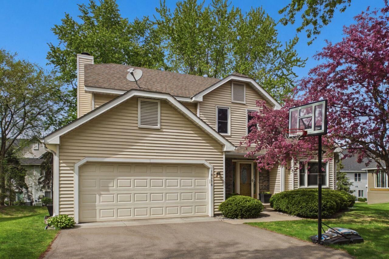 Property Photo:  10358 Lee Drive  MN 55347 