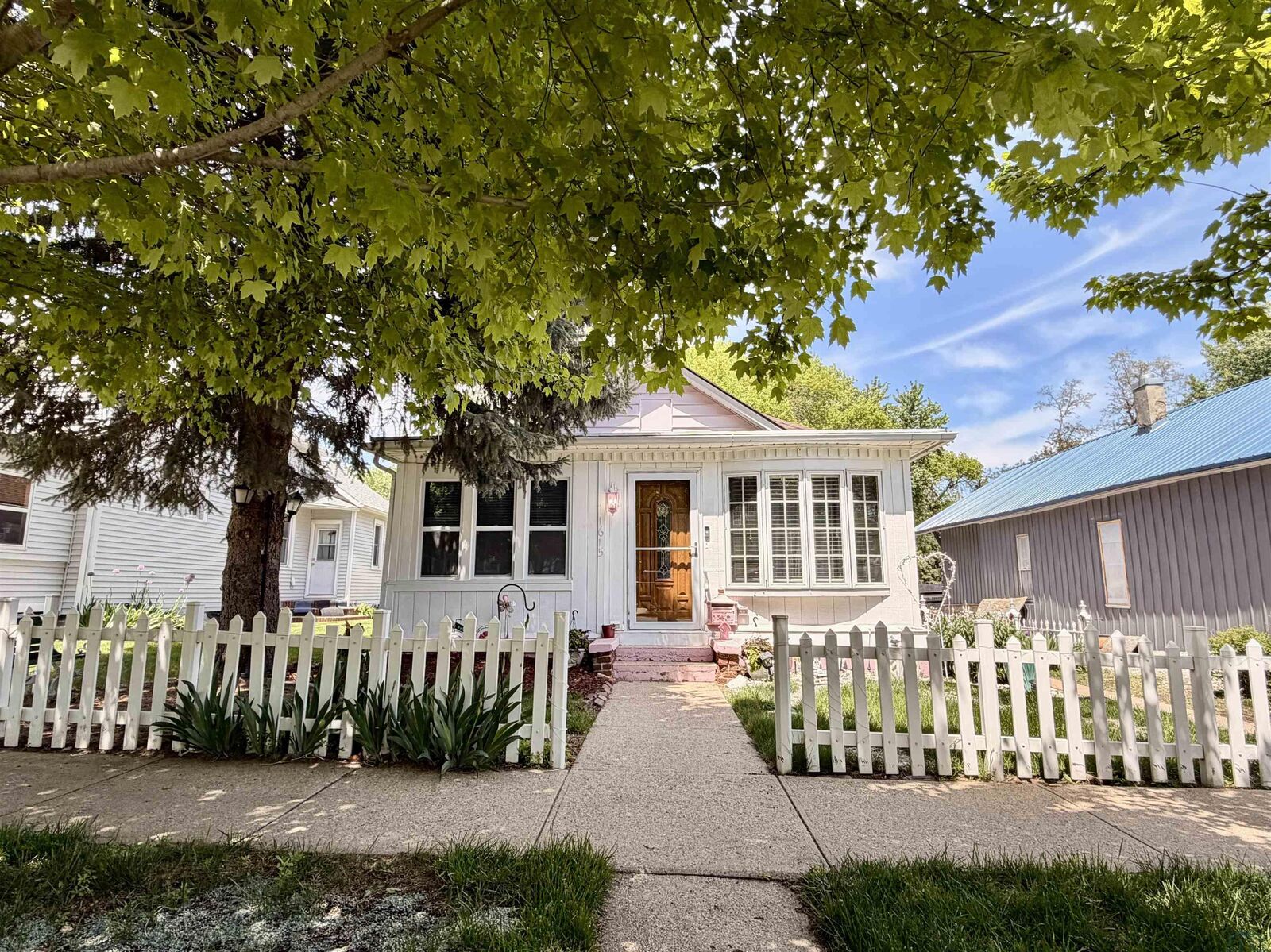 Property Photo:  1615 W 17th Street  IA 51103 