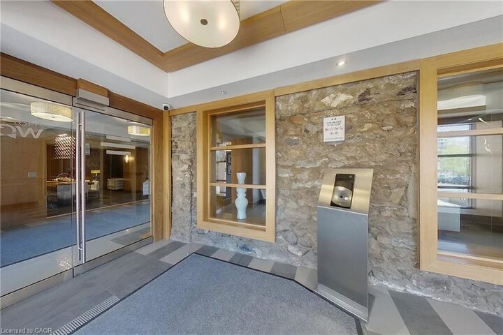 Property Photo:  112 Benton Street 324  ON N2G 3H5 