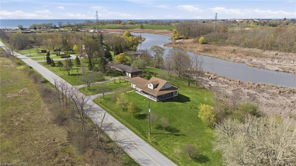 Property Photo:  111 Erie Street  ON N0A 1P0 