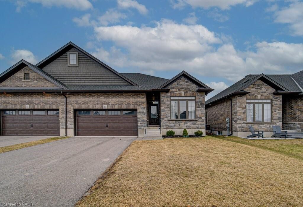 Property Photo:  15 Matheson Crescent  ON N0J 1M0 