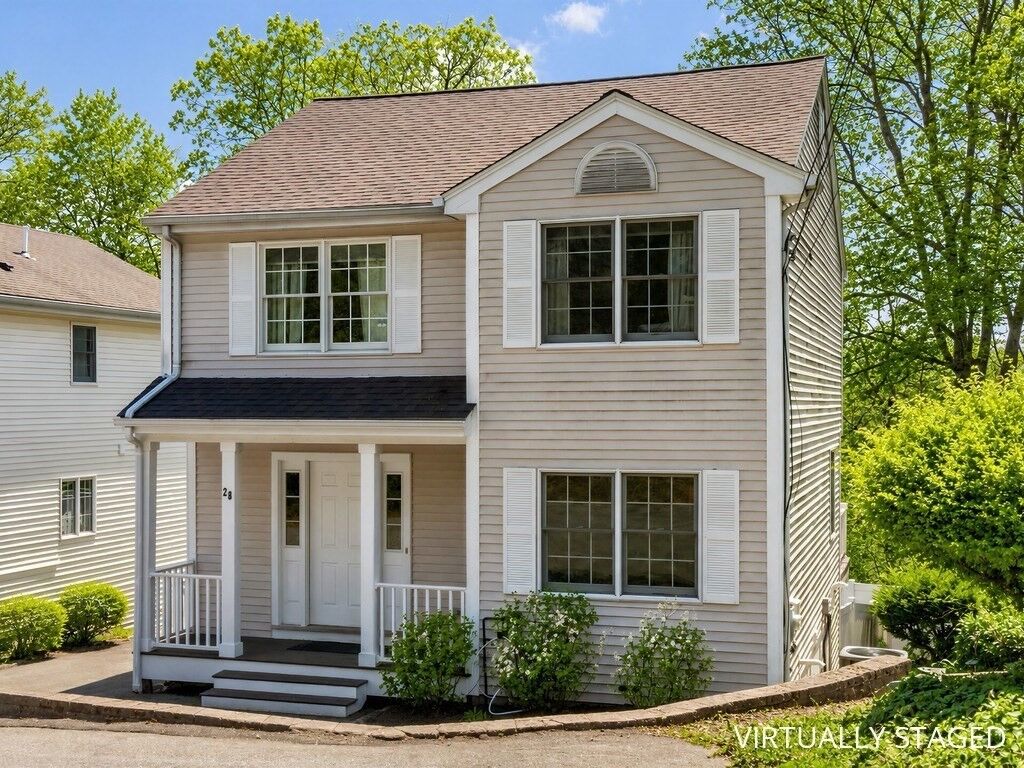 Property Photo:  28 Blossom Street  MA 02451 