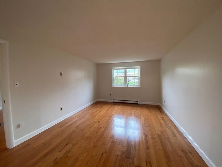 Property Photo:  8 Old Colony Lane 2  MA 02476 