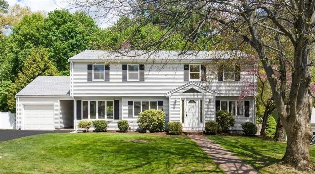 Property Photo:  27 Rolling Lane  MA 02492 
