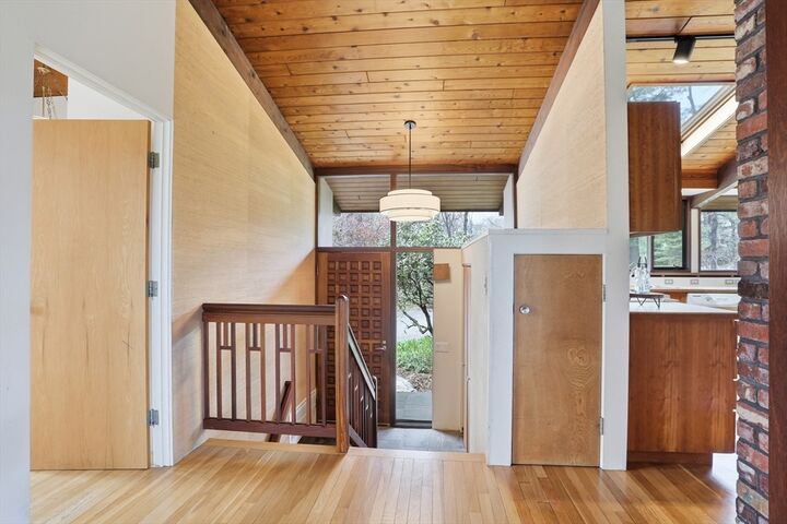 Property Photo:  262 South Street  MA 01741 