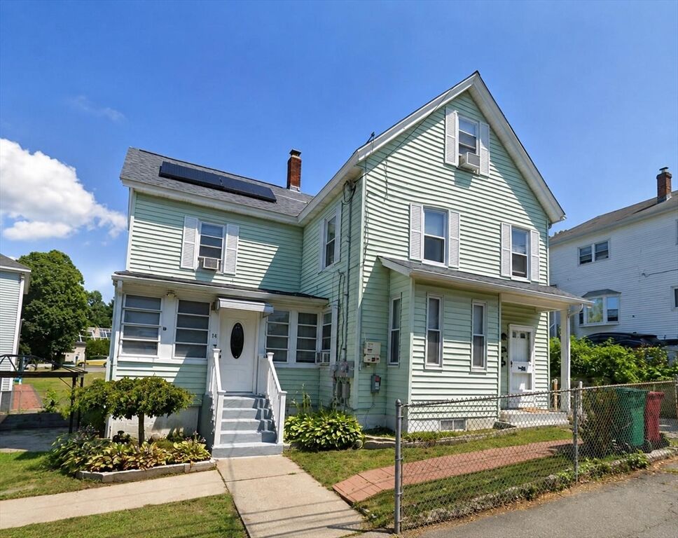 Property Photo:  14 Warnock St 1  MA 01852 