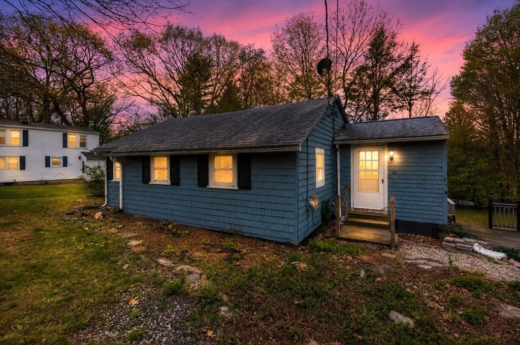 Property Photo:  16 Oxford St  MA 01583 