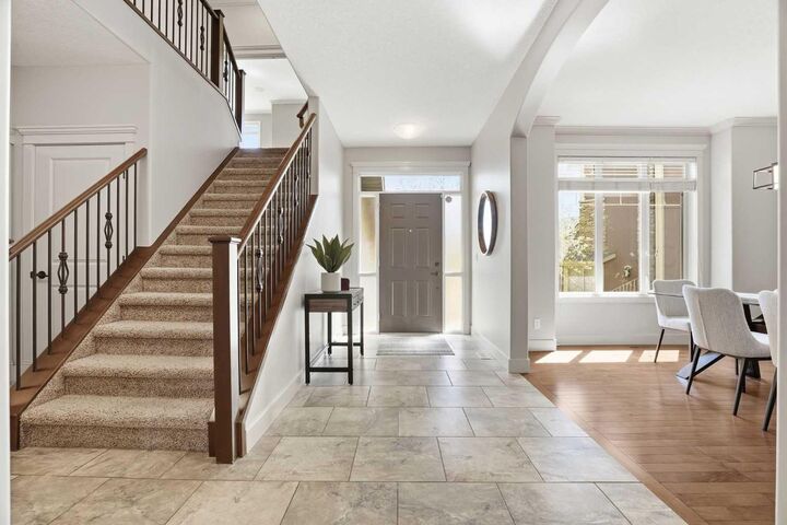 Property Photo:  149 Aspen Glen Place SW  AB T3H 0E9 