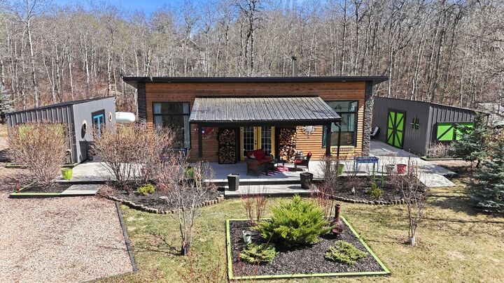 Property Photo:  3 Pony Drive  AB T0C 2L0 