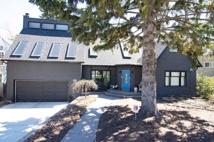 Property Photo: 1616 Summer Street SW AB T3C 2J6
