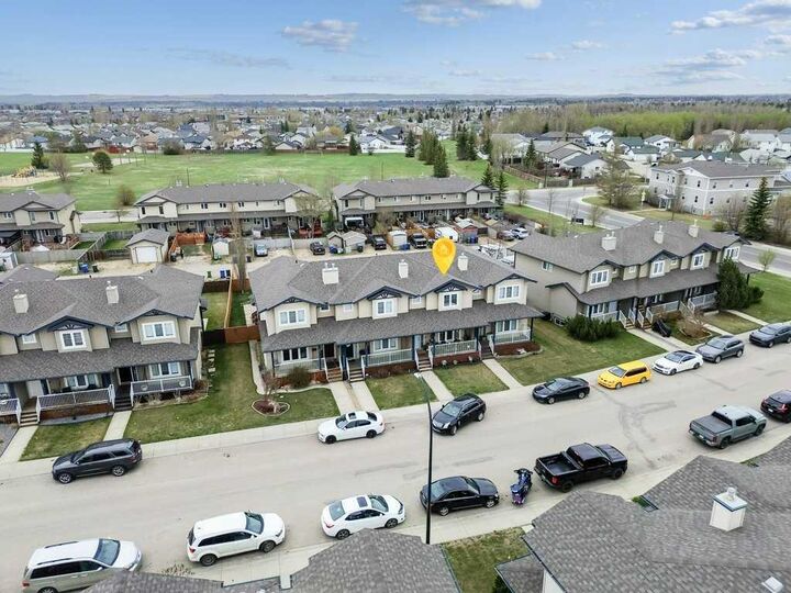Property Photo:  13 Kanten Close  AB T4P 4E6 