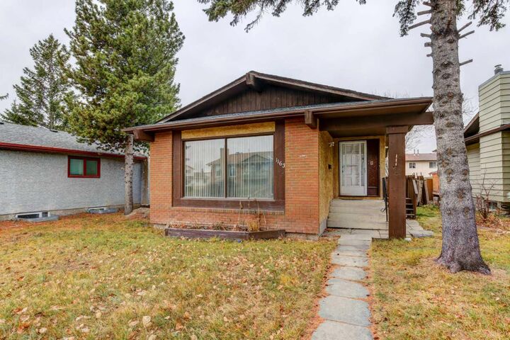 1163 Falworth Road NE — photo 1
