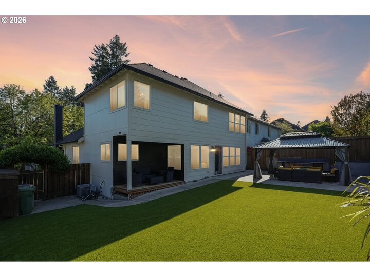 Property Photo:  6059 Frost Ln  OR 97035 