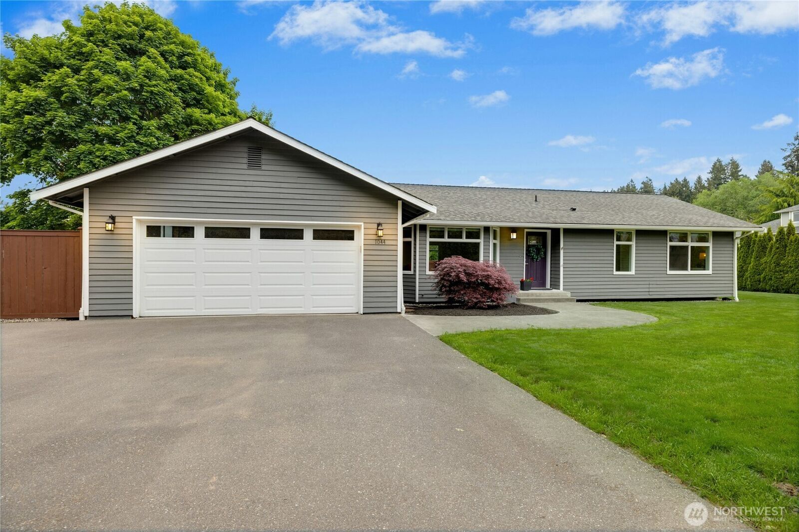 Property Photo: 1044 NE Swanson Way WA 98370