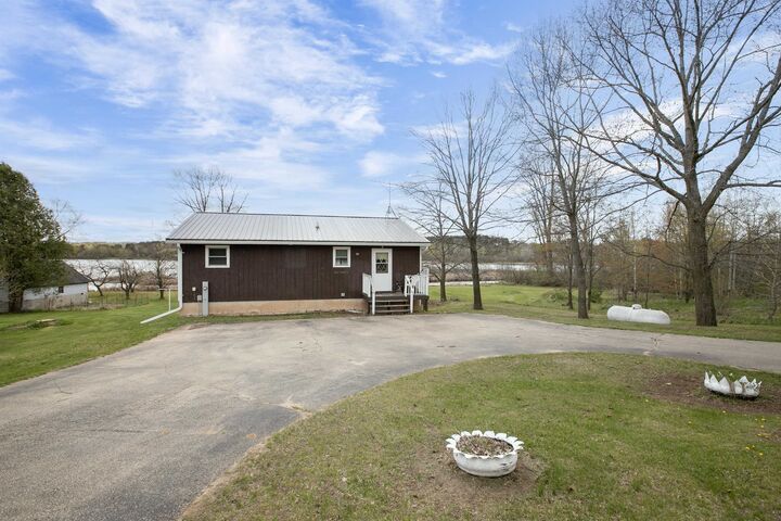 Property Photo:  321 Lake Drive  WI 54128 