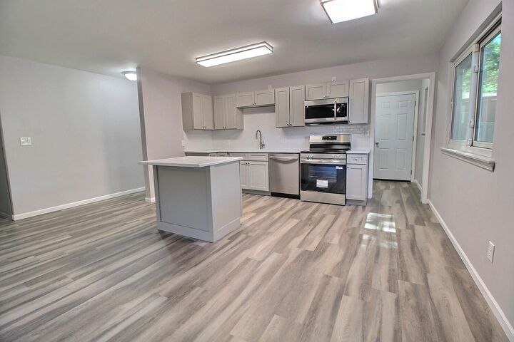 Property Photo:  1217 Sunset  KS 67110 