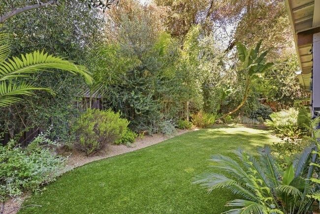 Property Photo:  1875 University Avenue  CA 94301 