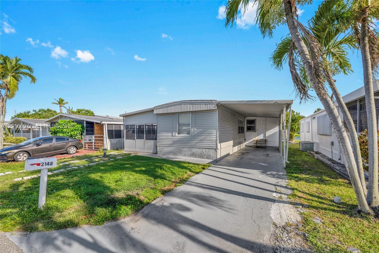 Property Photo:  2148 SW 52nd St  FL 33312 