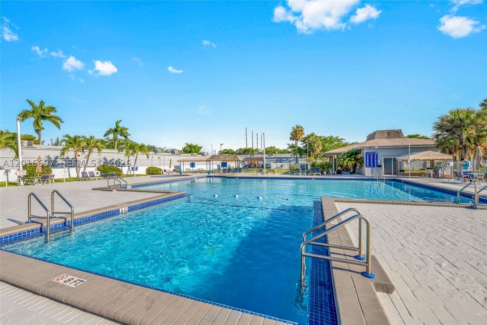 Property Photo:  2148 SW 52nd St  FL 33312 
