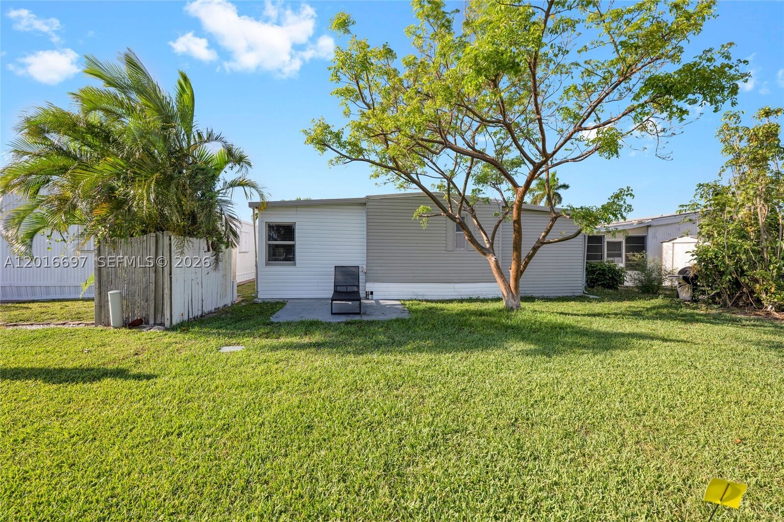 Property Photo:  2148 SW 52nd St  FL 33312 