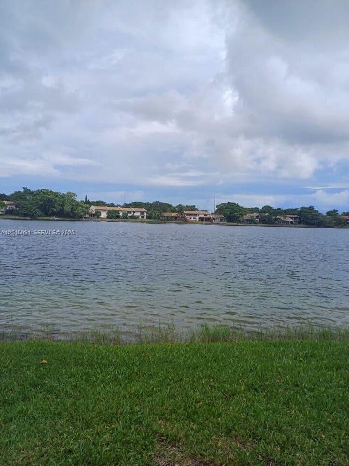 Property Photo:  665 NE 195th St 119  FL 33179 