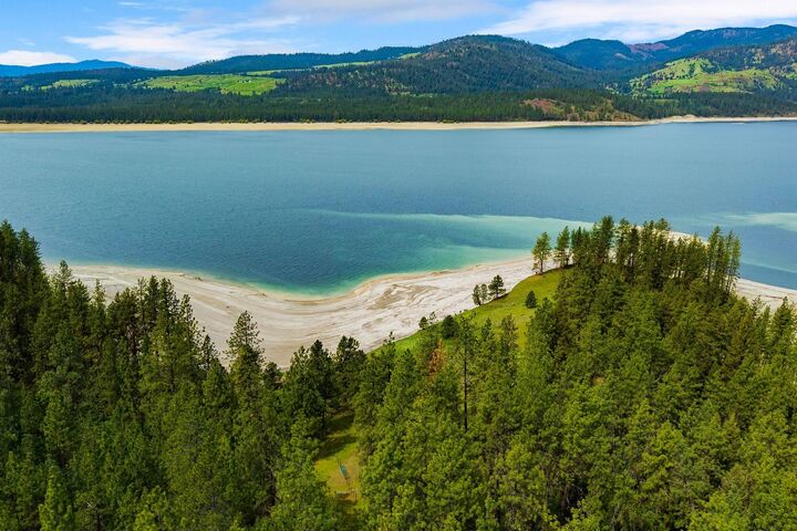 Property Photo: 5315 Lantzy Rd WA 99137
