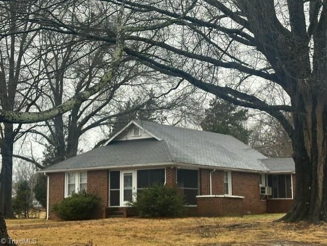 Property Photo: 461 Ogburn Mill Road NC 27357