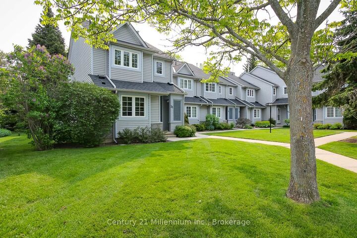 Property Photo: 146 Settlers Way 36 ON L9Y 0N9