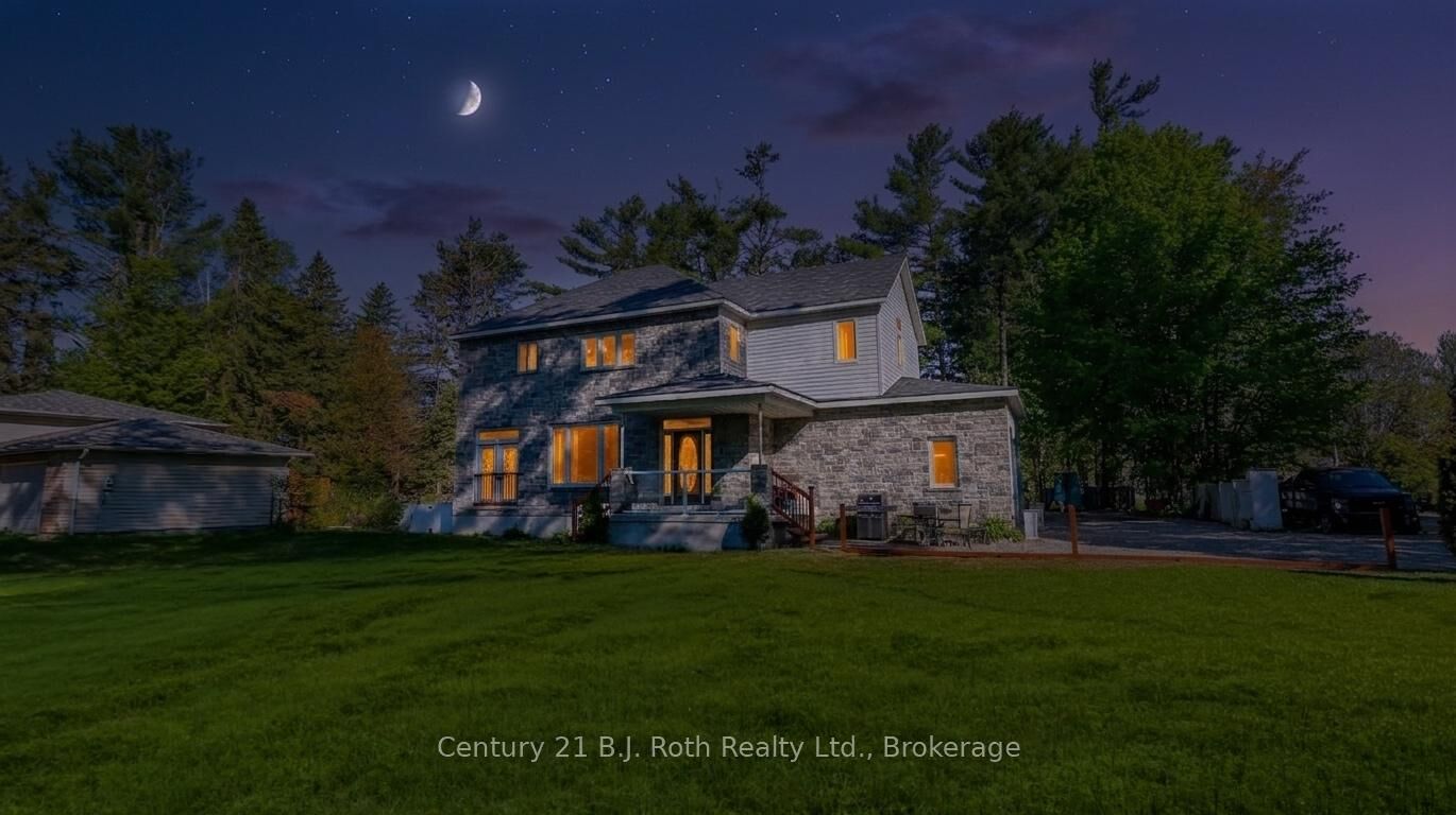 Property Photo: 3276 Turnbull Drive ON L3V 0Y4