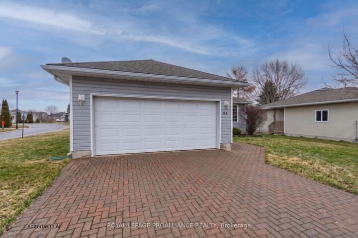 Property Photo: 94 Sandbanks Court ON K0K 3L0