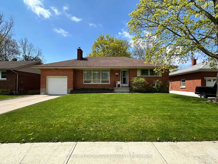 Property Photo: 130 Gardiner Avenue E ON N1A 1A8