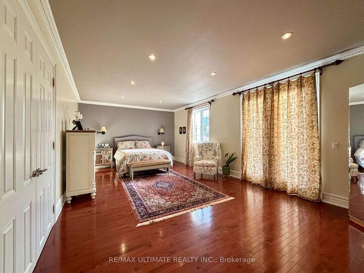 Property Photo:  38 Wilmar Road  ON M9B 3R9 