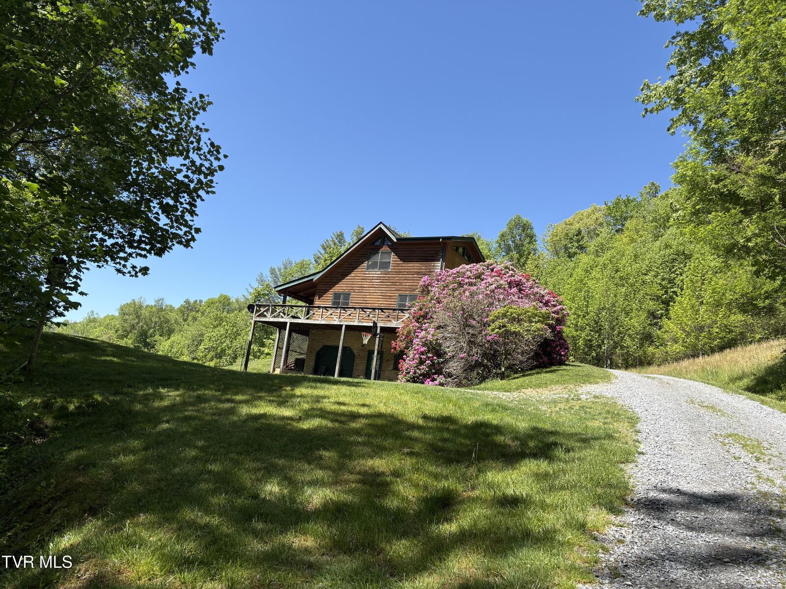 Property Photo:  371 Buck Mountain Road  TN 37687 