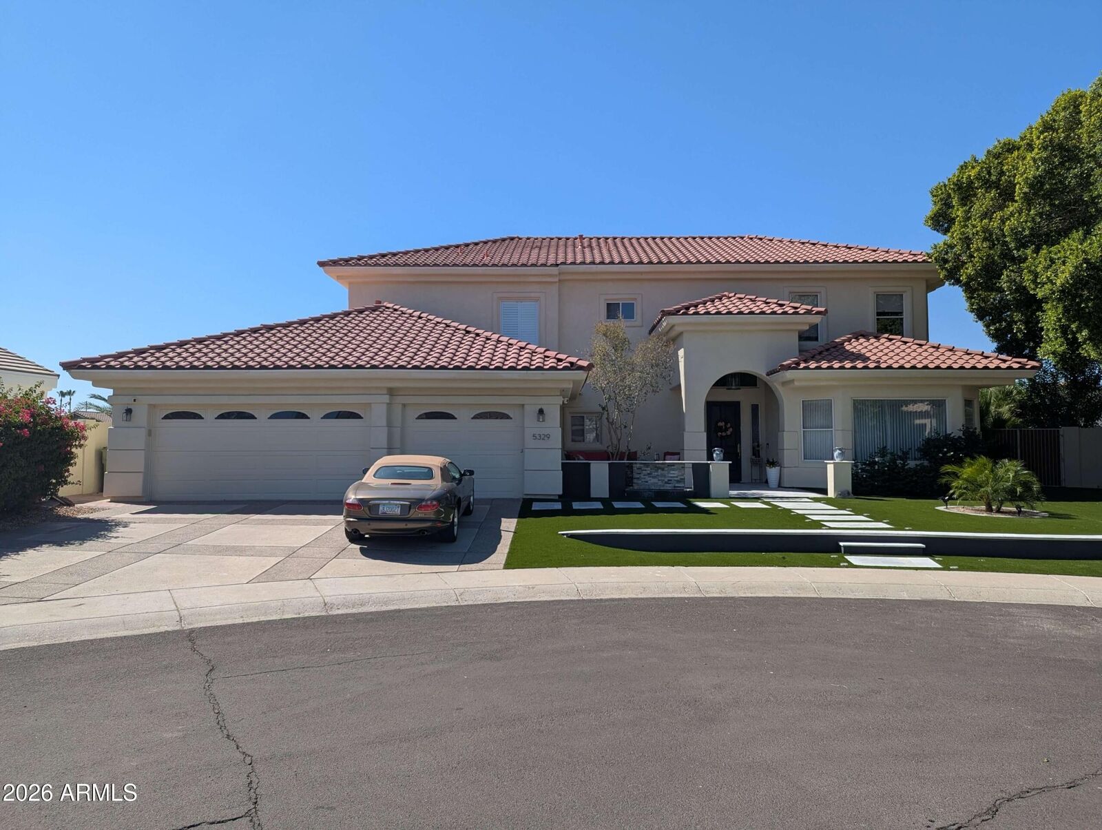 Property Photo:  5329 W Rose Garden Lane  AZ 85308 