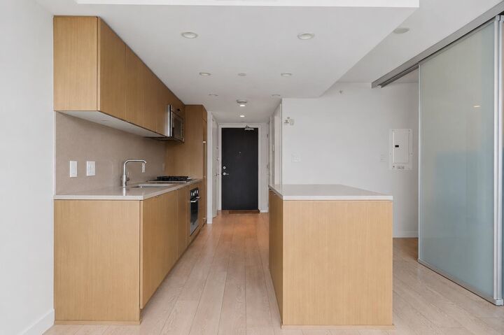 Property Photo: 112 E 13th Street 408 BC V7L 0E4