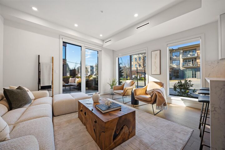 Property Photo: 3218 Highland Boulevard BC V7R 2V9