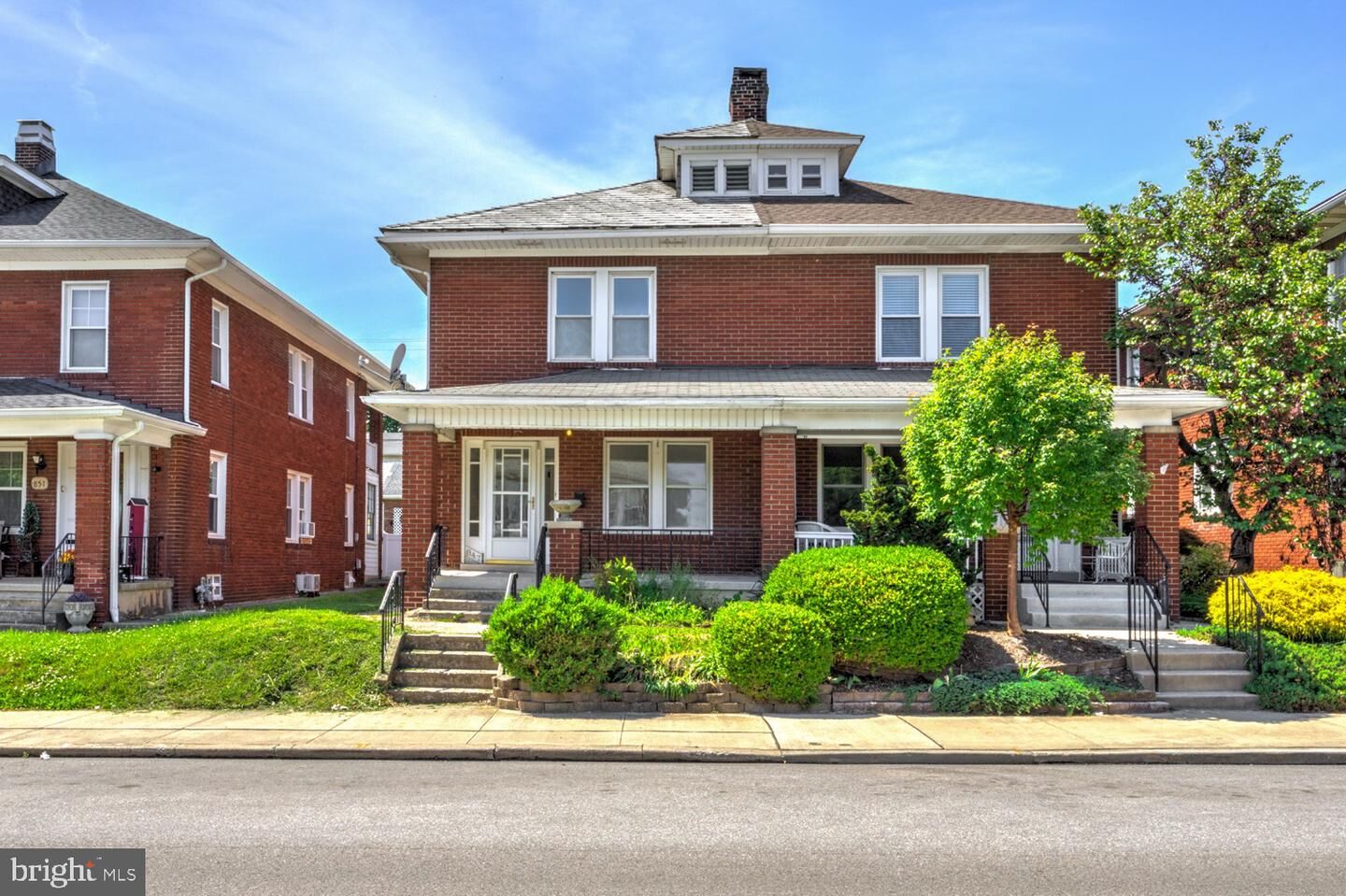Property Photo:  847 Florida Avenue  PA 17404 