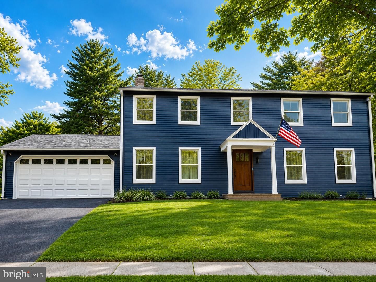Property Photo:  