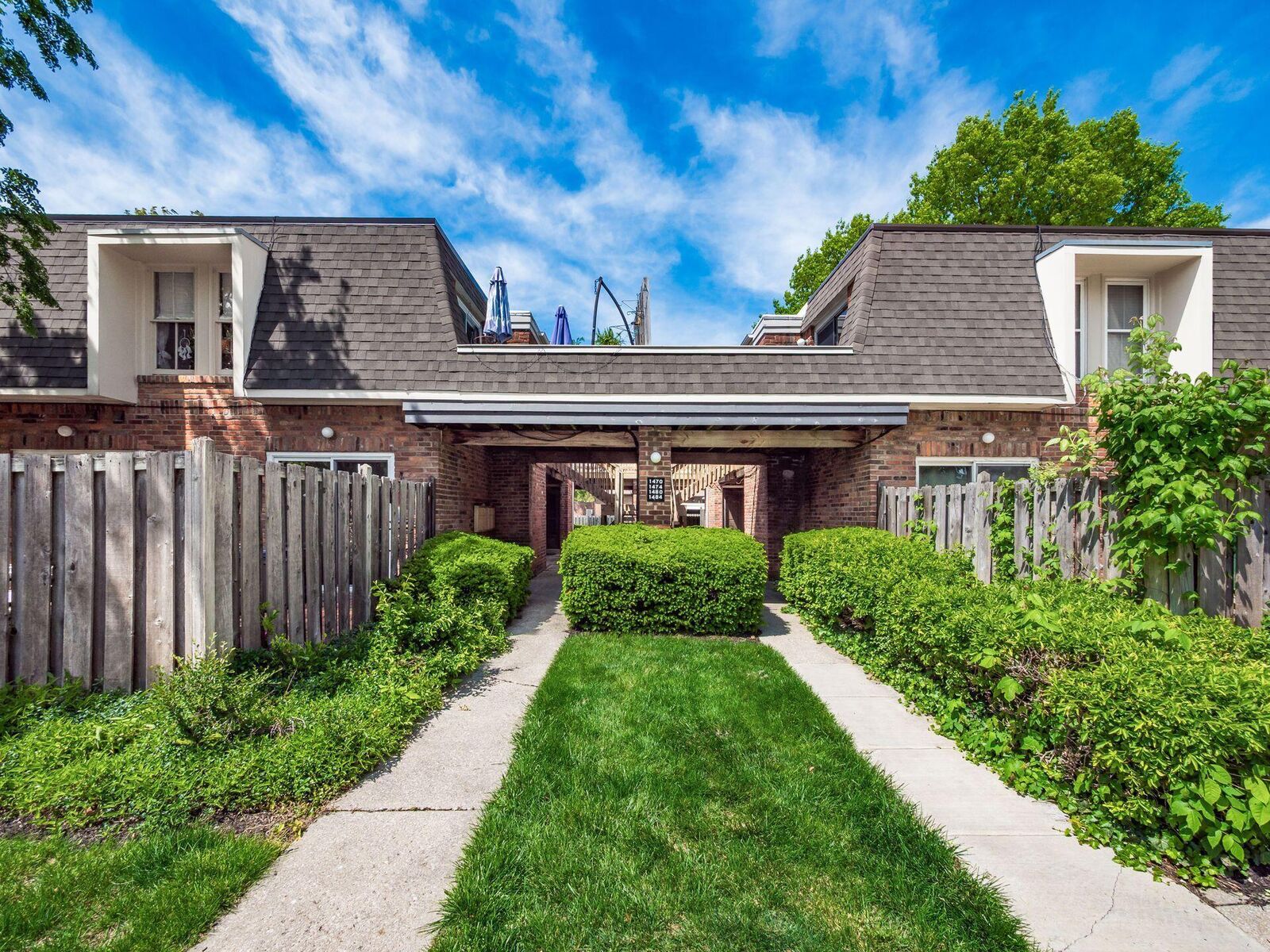 Property Photo:  1484 Lafayette Drive  OH 43220 