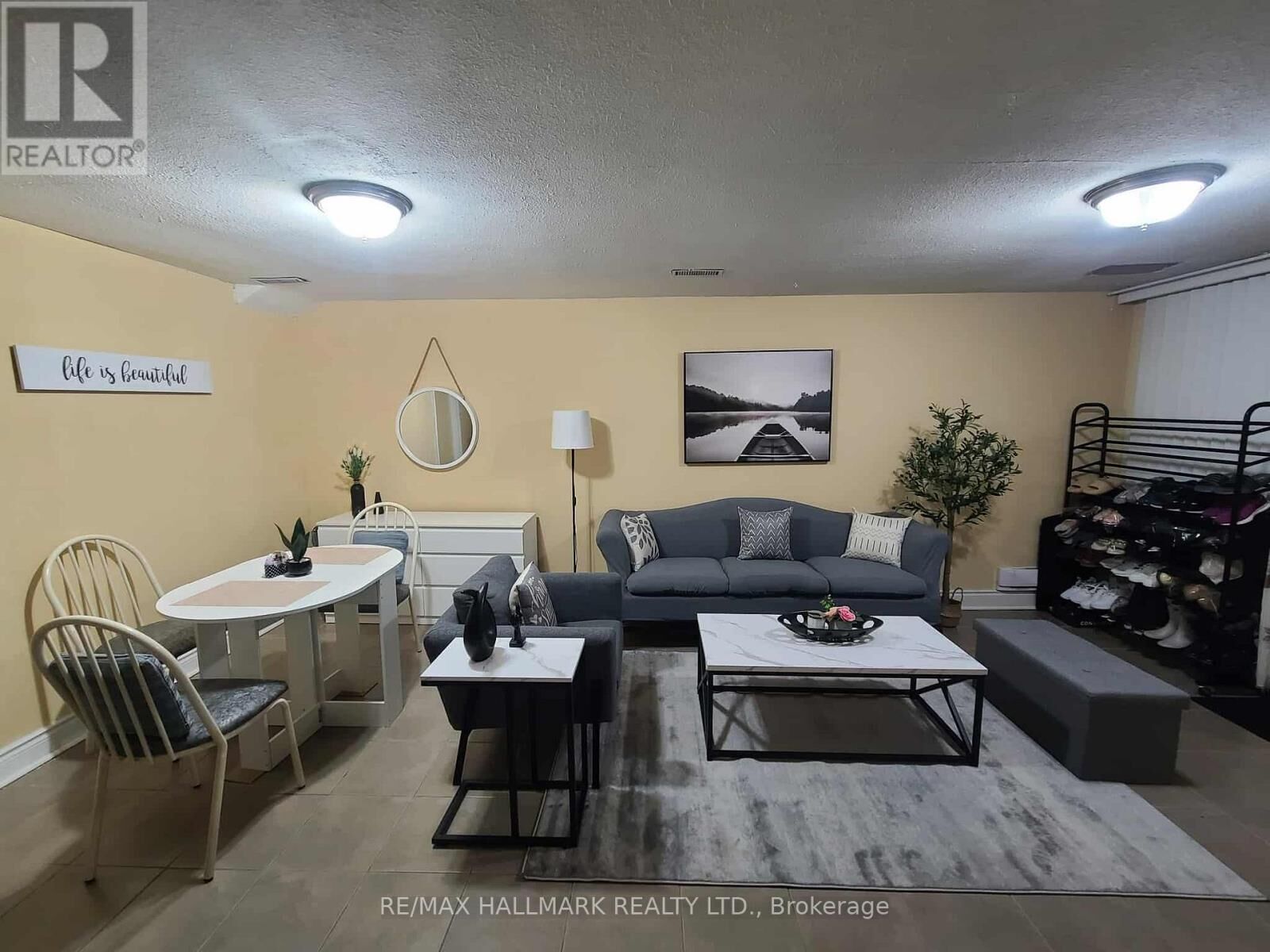 Property Photo:  399 Lawrence Avenue West Basement  ON M5M 1C1 
