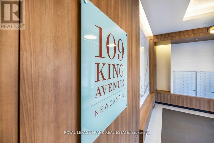 Property Photo: 109 King Avenue East 306 ON L1B 0V5