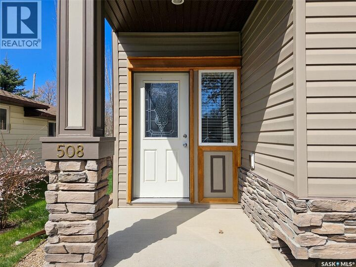 Property Photo:  508 Thompson Street  SK S0H 2A0 