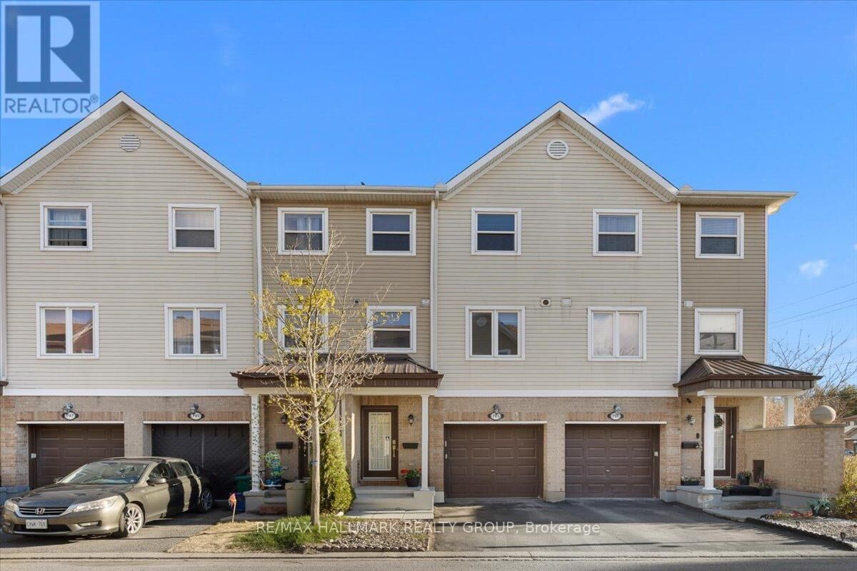 Property Photo:  703 Sanibel Private  ON K2H 0A8 