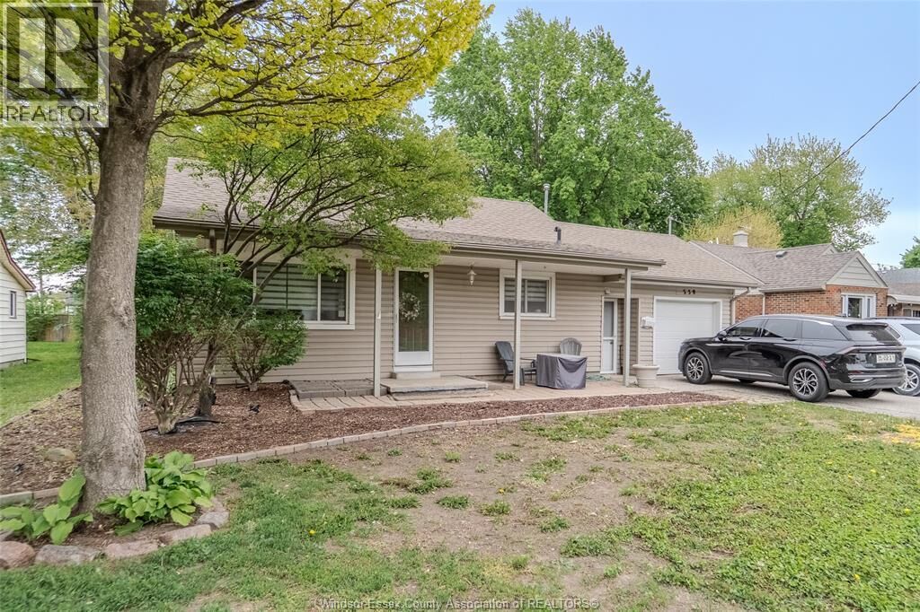 Property Photo:  530 Lesperance Road  ON N8N 1W4 