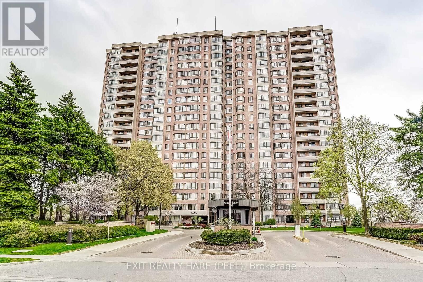 Property Photo:  100 County Court Boulevard 1206  ON L6W 3X1 
