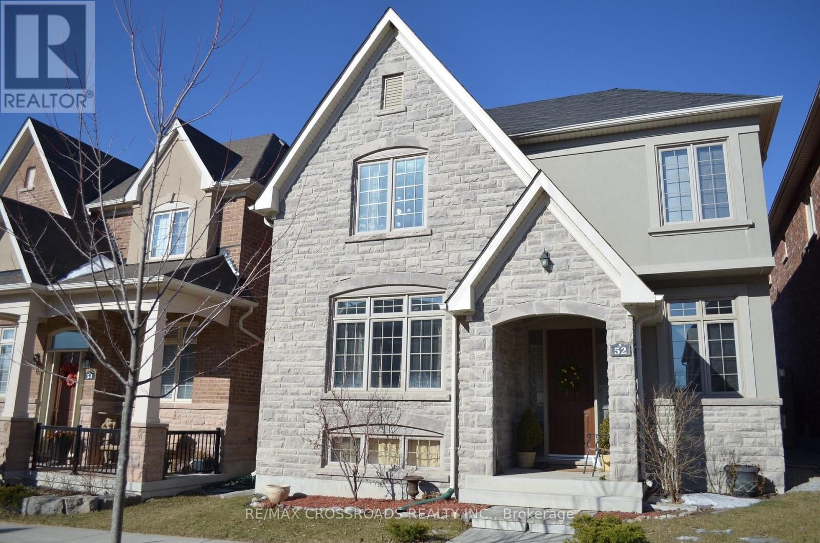 Property Photo:  52 Dungannon Drive  ON L6C 0K1 