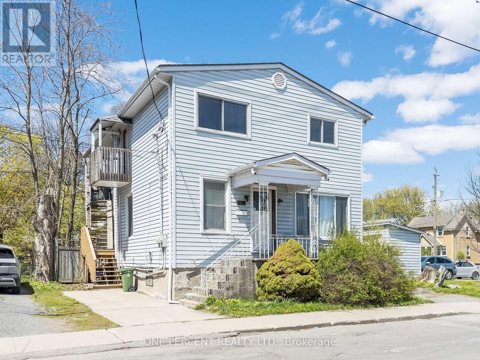 Property Photo:  138 Chatham Street  ON K7K 4H4 
