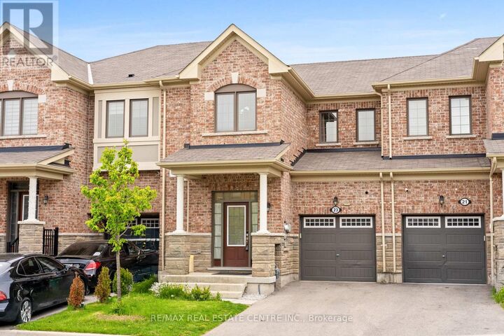 Property Photo:  23 Circus Crescent  ON L7A 0H1 